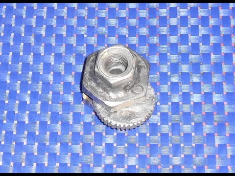 Видео: Крутая самоделка из ОБЫЧНОЙ ГАЙКИ/Это устройство легко открутит любую шпильку