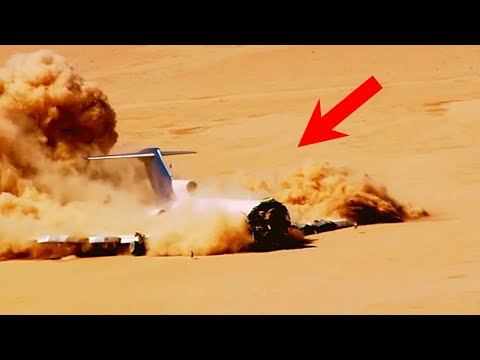 Видео: Пропавший самолет приземлился через 37 лет после взлета