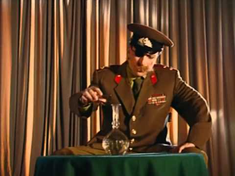 Видео: Осторожно модерн. "В армии"