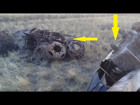 Видео: Металлический клад! Одна яма – тонна железа и куча денег!