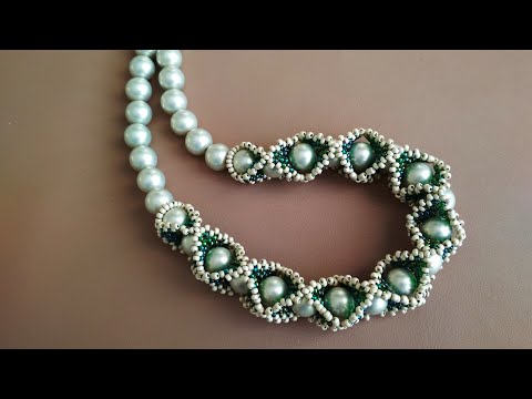 Видео: Beaded necklace. Колье из бисера и бусин. МК