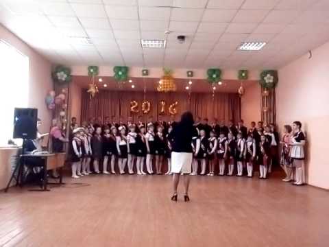 Видео: "Листвой шелестит сентябрь"