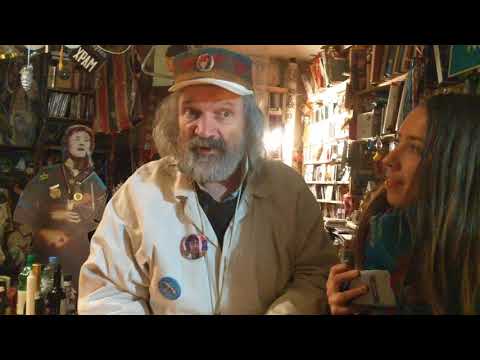 Видео: В гостях у Коли Васина ''The Beatles''