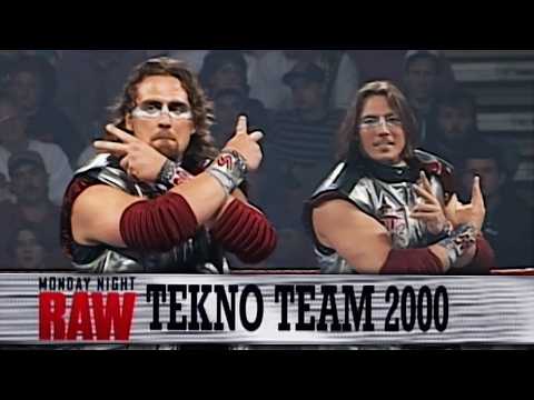 Видео: 10 ХУДШИХ команд в истории WWE