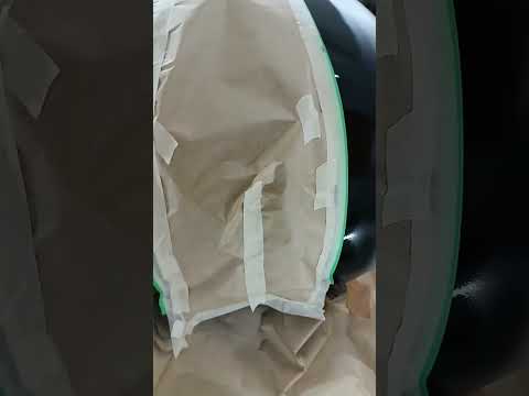 Видео: Покраска мотоцикла трехслойной краской в два цвета