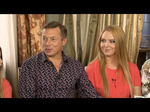 Видео: Певица ВАРВАРА в семейной программе "ПОКА ВСЕ ДОМА", 2013