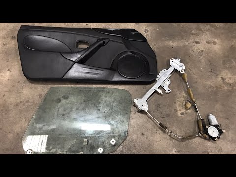 Видео: Снятие дверной панели, окна и регулятора NB Miata (1999-2005)
