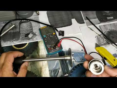 Видео: Датчик уровня топлива в бензобак лодки # покупной против самодельного