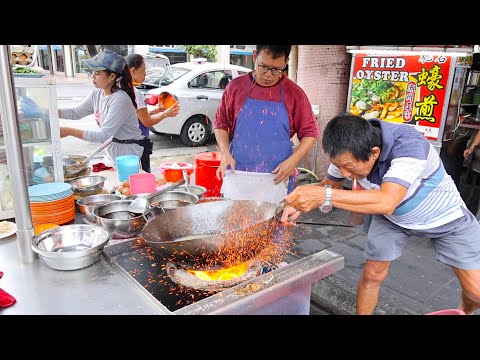 Видео: Сумасшедшая скорость! Более трех поколений готовили Чар Коай Теоу на Пенанге