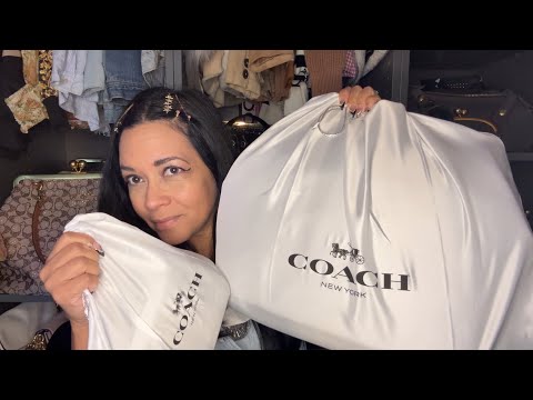 Видео: Распаковка Coach Double / Kisslock 16 против 14?