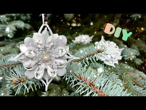 Видео: 🧚‍♀️ DIY Новогодний декор ЛЕГКО и БЫСТРО / Снежинки из фоамирана / New Year