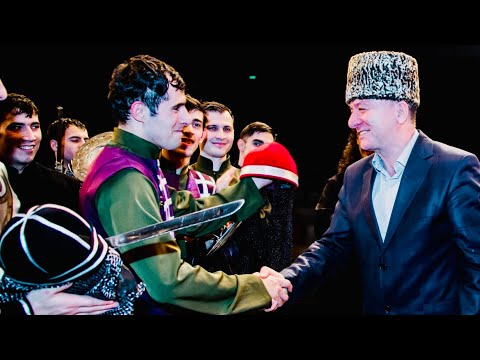 Видео: Премьера ансамбля танца Азербайджана в Москве. Дикалу Музакаев.