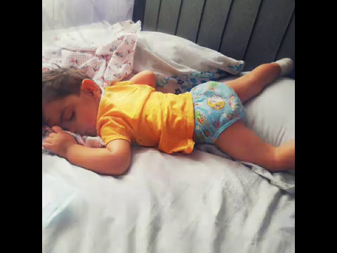 Видео: Спи мой сын,мой сынишка