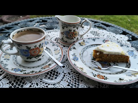 Видео: Морковный пирог с лимонно-сметанным кремом. Рецепт.