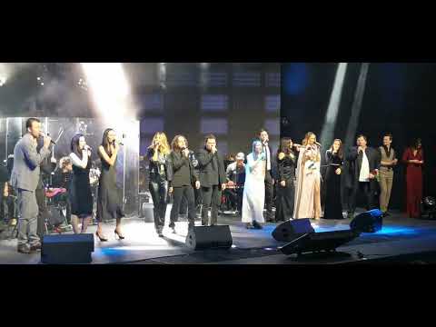 Видео: Градский холл. Любимые песни Градского 18.03.2023, Финальная песня - Вот так папа пел...