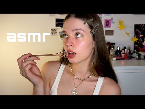 Видео: АСМР ем тебя ложечкой (ты мёд) *липкие звуки рта*