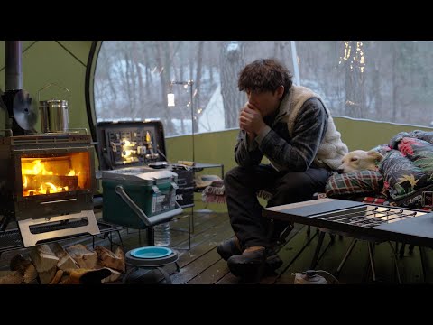 Видео: Холод на улице, теплая связь: кемпинг с моей собакой