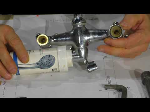Видео: Как заменить гайку в смесителе # Replacing the nut of the plumbing mixer