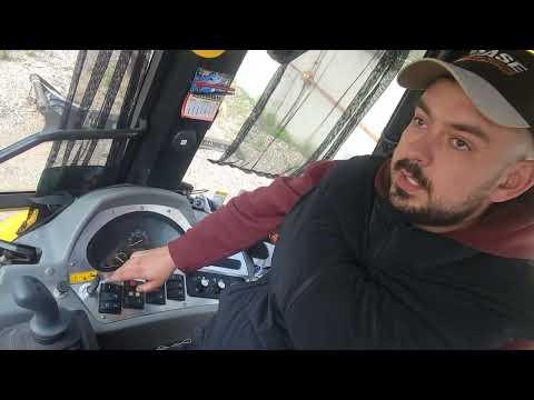 Видео: Краткий обзор китайского экскаватор-погрузчика LGCE B877F