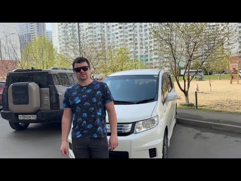 Видео: Хонда Фрид Спайк/Гибрид честный обзор. Сравнение с бензиновой версией🤔