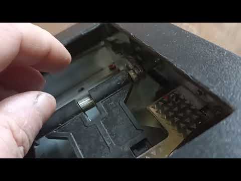 Видео: Причина заклинивания машинки и перекос ножа