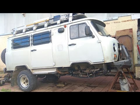 Видео: РАБОТЯГА собрал  СУПЕР БУХАНКУ с V8 и АКПП