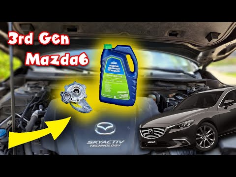 Видео: Водяной насос Mazda 2.5L 2014-2021 и как слить охлаждающую жидкость