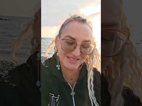 Видео: Почему снова и снова....? 