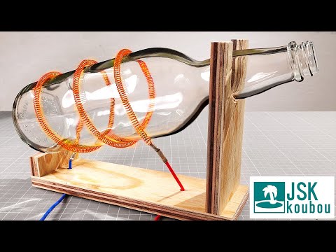 Видео: Простая резка бутылок / Как сделать самодельный резак для стеклянных бутылок