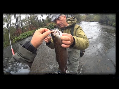 Видео: Смотреть ВСЕМ !!! Неизведанная РЕКА!!! Ловля ленка + хариуса .