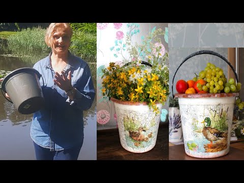 Видео: Сделай сам- ВТОРАЯ ЖИЗНЬ старого ведра🤩ДУШЕВНОЕ преображение Кракелюр Легко Мастер-класс Декупаж