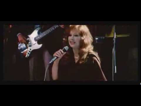 Видео: Ты не стал судьбой (песня из кинофильма "Женщина, которая поет")