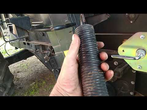 Видео: Переделка натяжного устройства зернового элеватора комбайнов Акрос.