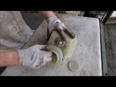 Видео: Восстановление Мерседес 124 - Бачок омывателя с подогревом жидкости и термостатом.