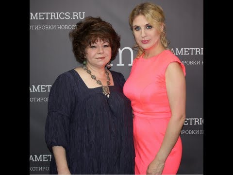 Видео: Марина Полтева раскрывает секреты вокального мастерства в Школе здорового голоса Екатерины Осипенко