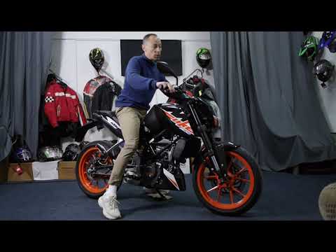 Видео: Экспертный обзор популярных моделей Bajaj и KTM 2021