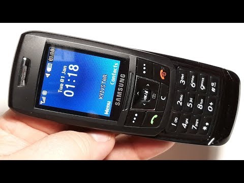 Видео: Смотри что я купил ! Новый в пленках ретро телефон Samsung E250i. Капсула времени. Это  жесть !