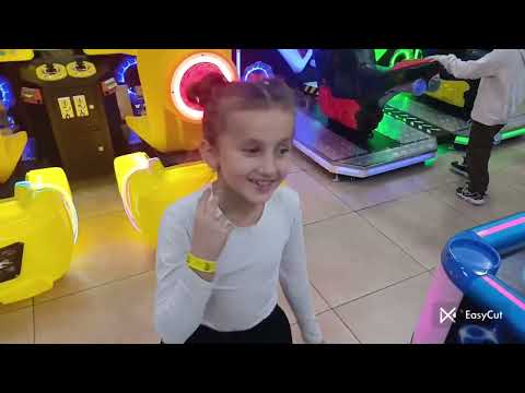 Видео: Відпочинок з дітьми, і знову куча замовлень. Домашне копчення.