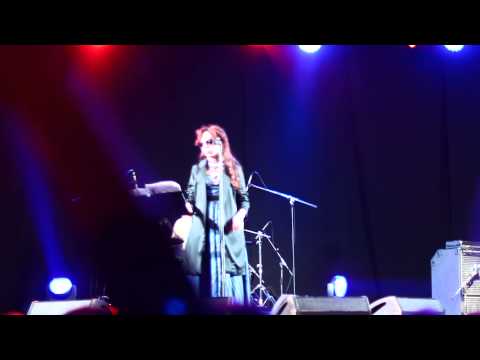 Видео: Жанна Агузарова - Королева красоты