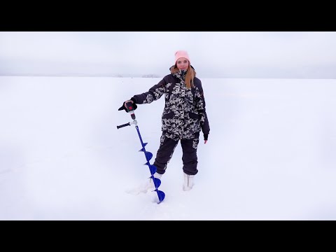 Видео: ПОЙМАТЬ И НЕ ЗАМЕРЗНУТЬ. Ловлю подлещиков со льда. Кайфовая зимняя рыбалка.