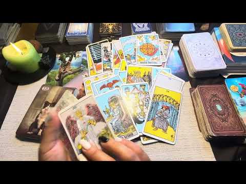 Видео: СОБЫТИЕ НА ПОРОГЕ ⁉️ЧТО УЖЕ СТУЧИТСЯ В ВАШУ ЖИЗНЬ ⁉️#таро #гадание #оксанатаро