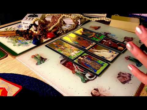 Видео: ДЕНЬГИ В ЭТОМ МЕСЯЦЕ💵 #гаданиенатаро #tarot