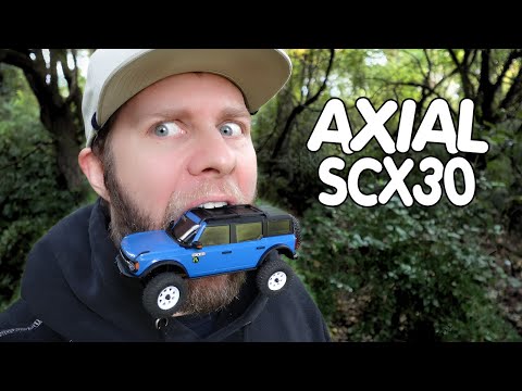 Видео: Axial SCX30... Охота за телом!