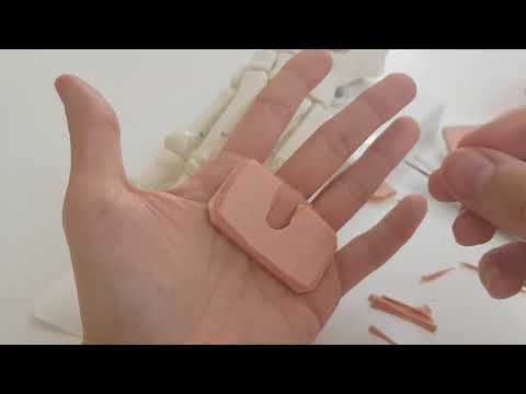 Видео: Как разгрузить стержневую мозоль в домашних условиях