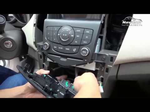 Видео: Как заменить штатную магнитолу для Chevrolet Cruze на мультимедийную систему