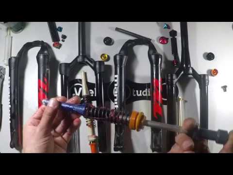 Видео: Обзор  Manitou Machete Comp и Manitou Machete Pro