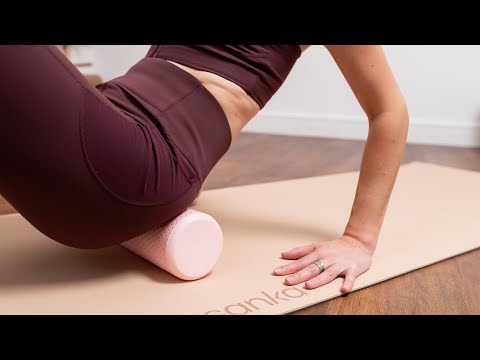 Видео: Как убрать выпирающий живот? Разбираем упражнение для нижней части живота