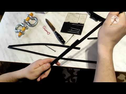 Видео: Замена резинок на щетках стеклоочистителей дворники Шкода Октавия А7