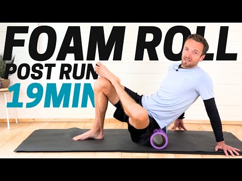 Видео: Успокойте боль в мышцах: растяжка с помощью пенного валика после бега для восстановления