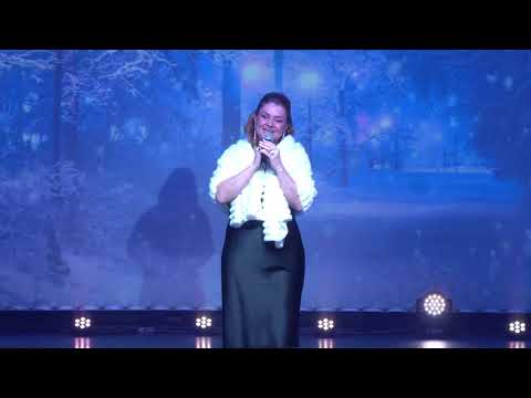 Видео: Поёт Валентина Вершинина "Зимний сон" Новогодняя дискотека